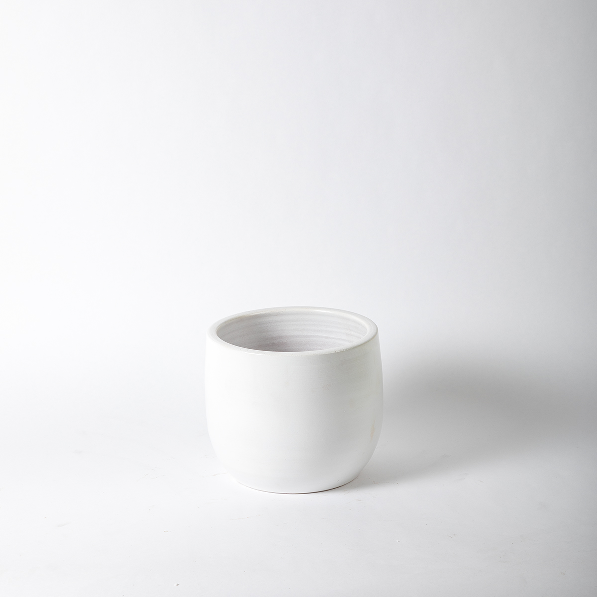 topsan-aura-18cm-beyaz-tombul-saksi-5